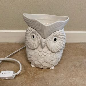 White owl warmer